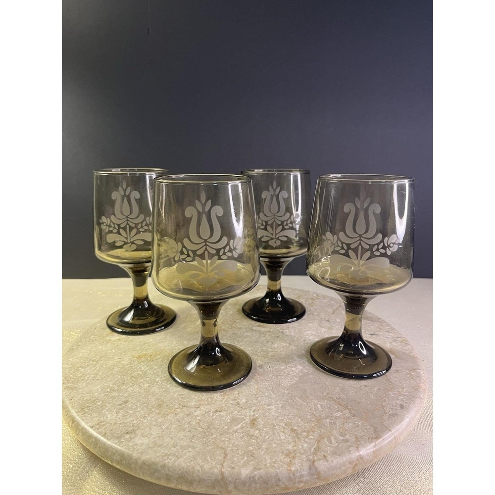 Set Of 4 Pfaltzgraff  Etched Amber Glass Footed Pedestal Stemware Excellent Cond